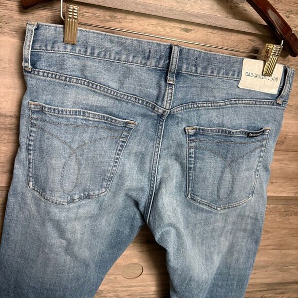 Calvin Klein Men's 34x30 Skinny Jeans Great Preworn Condition - Picture 10 of 12